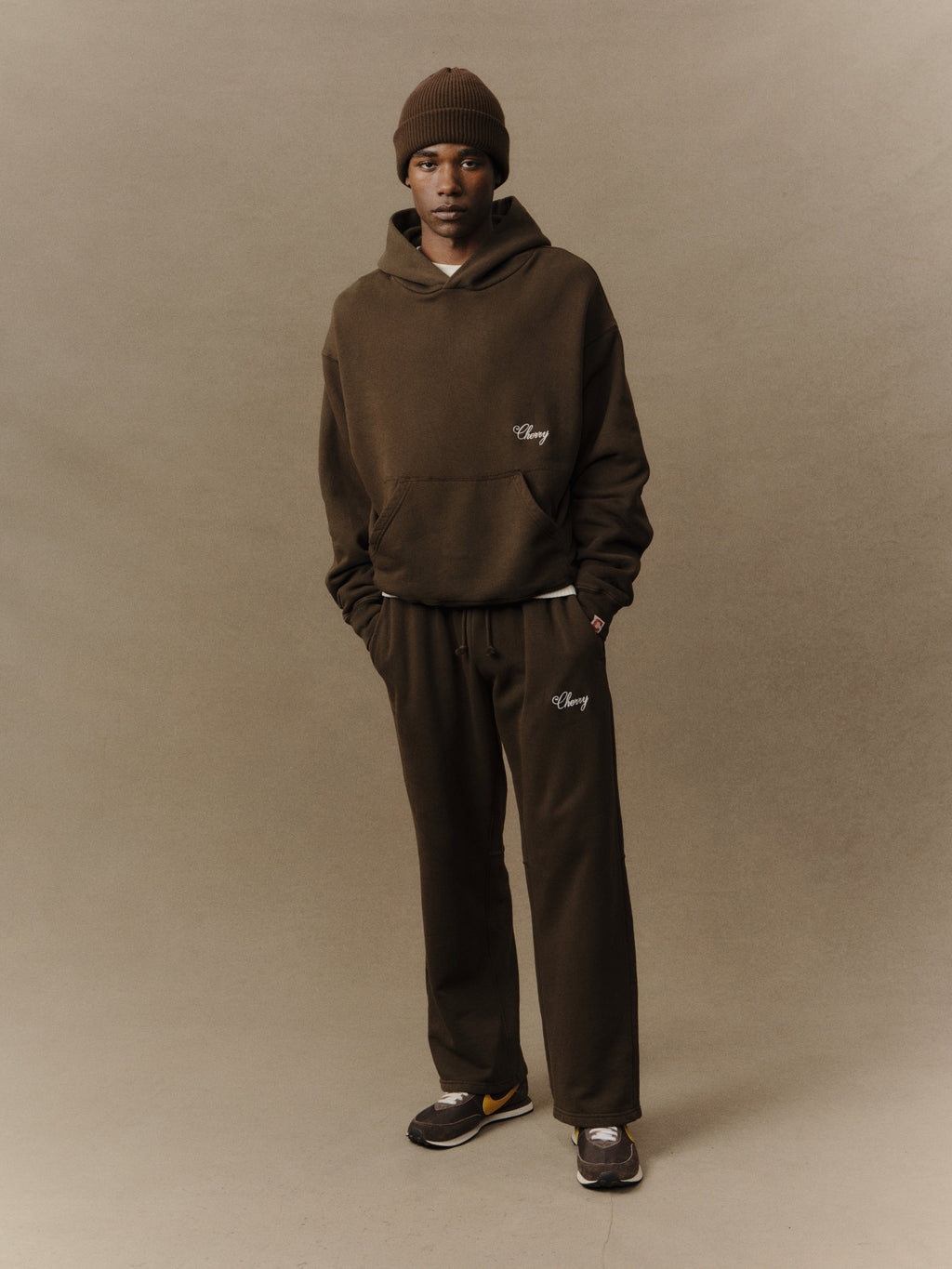 American Classic Pullover Hoodie (Chocolate)