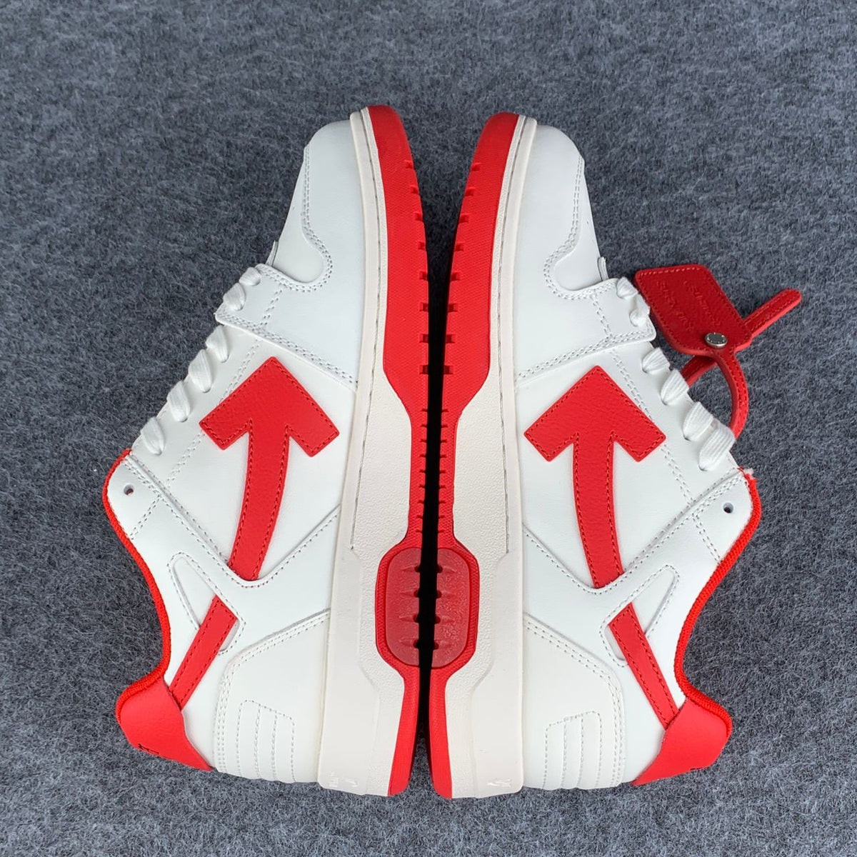Off-White Out of Office 'White Red'